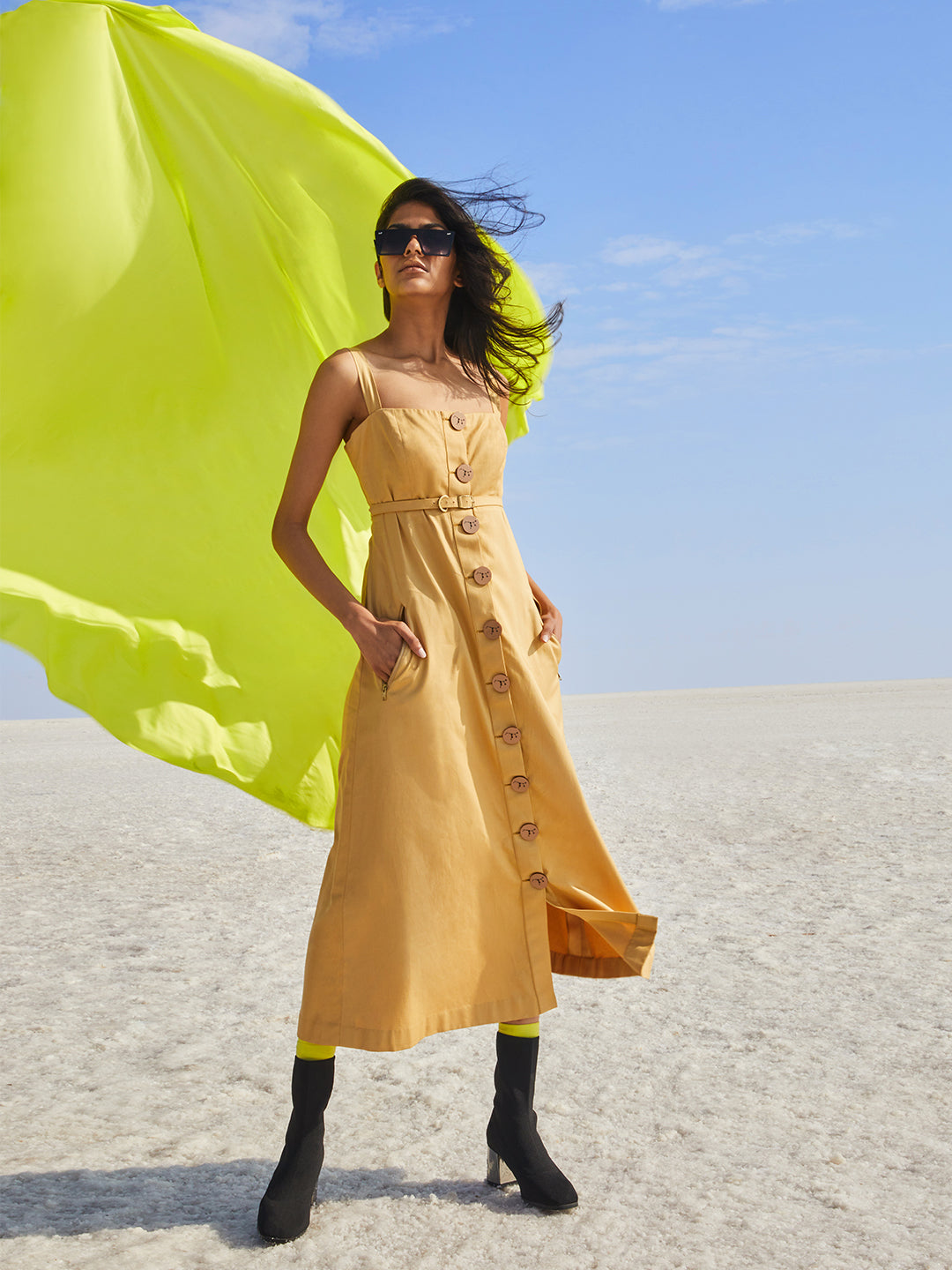 Belted Khaki Safari Dress-Women Dresses-Crimsoune Club Belted Khaki Safari Dress-Women Dresses-Crimsoune Club