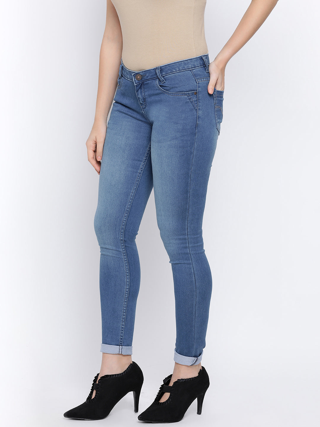 Light-Wash Denims-Women Jeans-Crimsoune Club