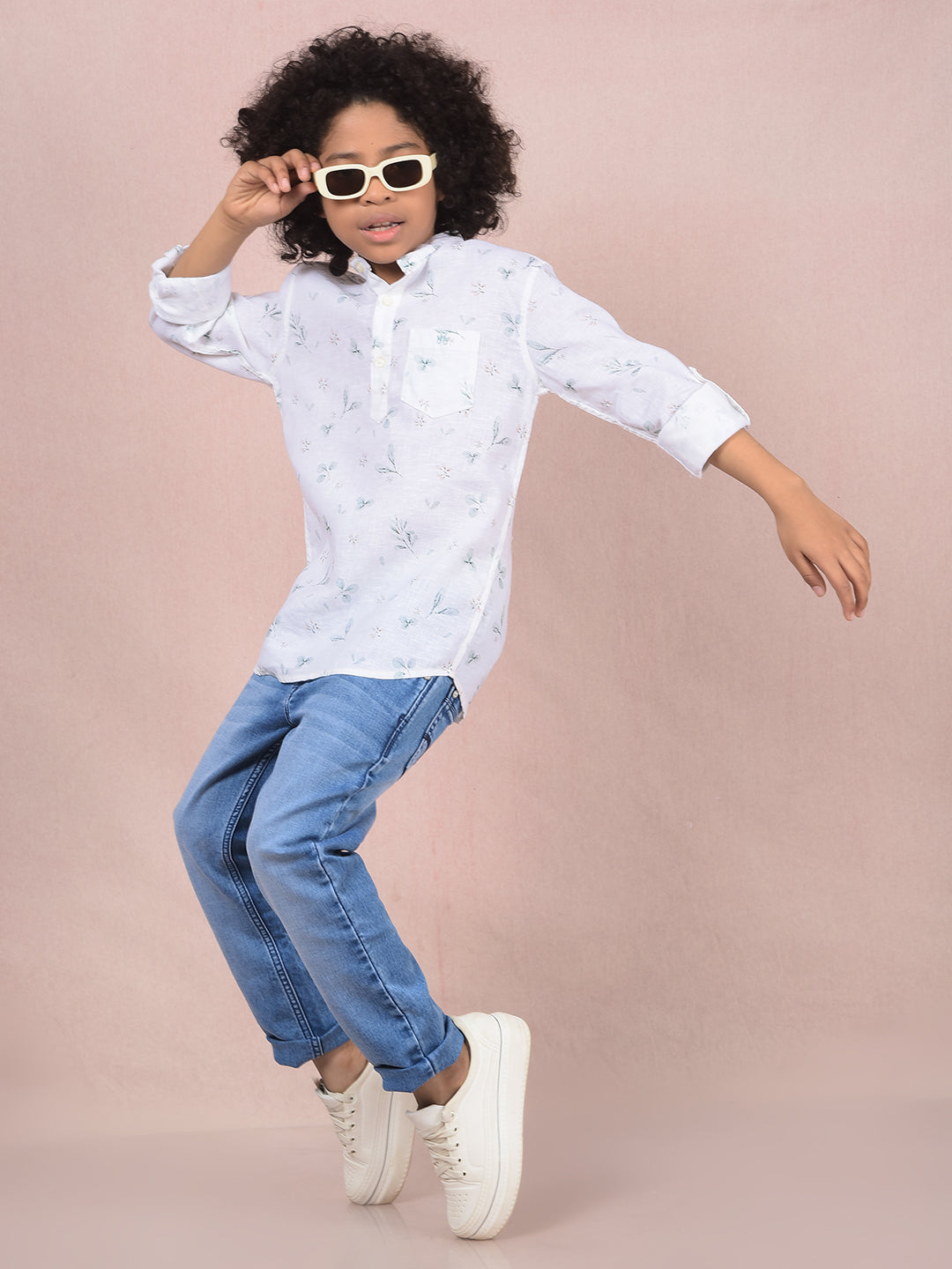 White Floral Print Linen Kurta-Boys Kurtas-Crimsoune Club