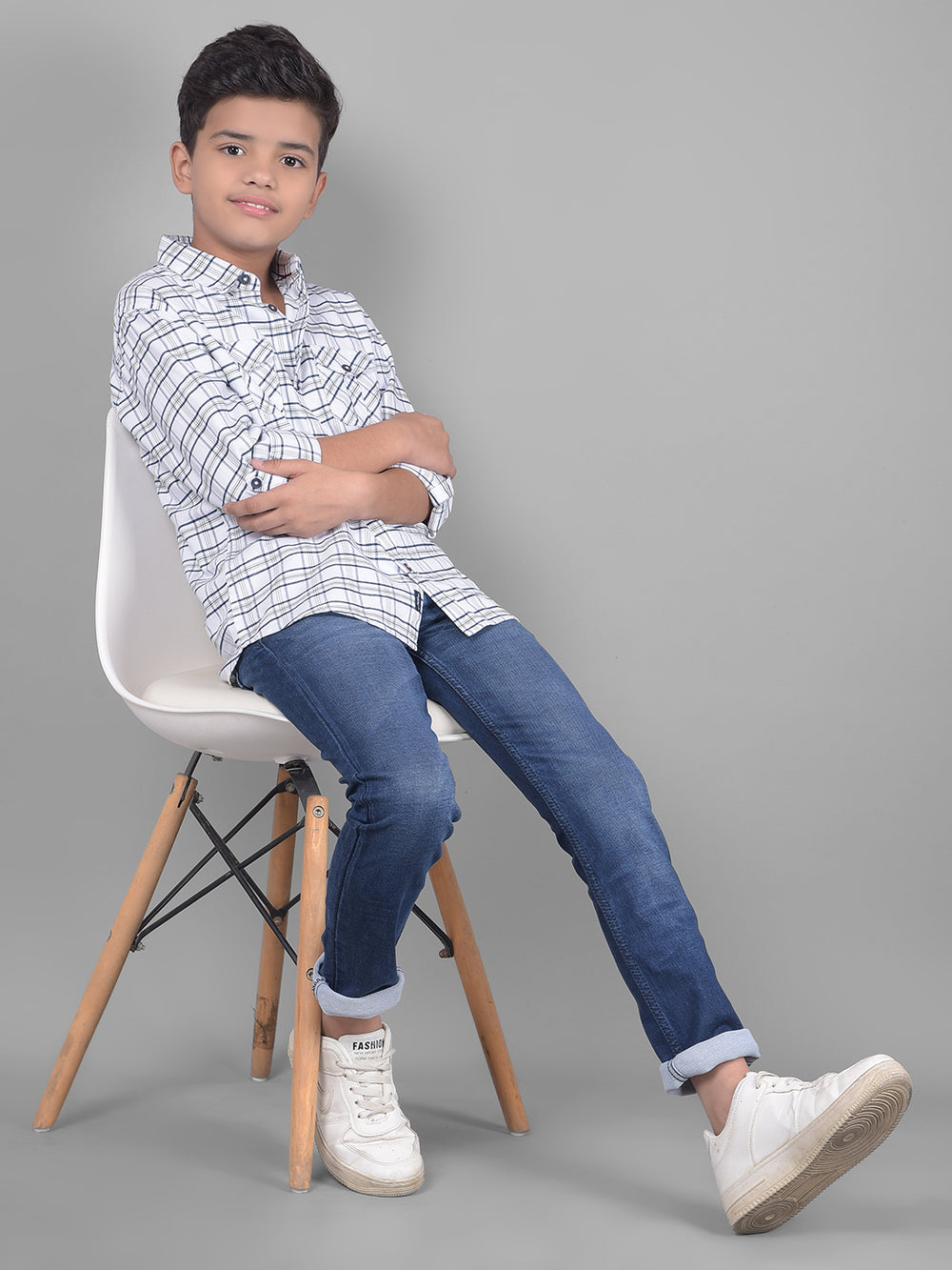 Blue Light Fade Jeans-Boys Jeans-Crimsoune Club