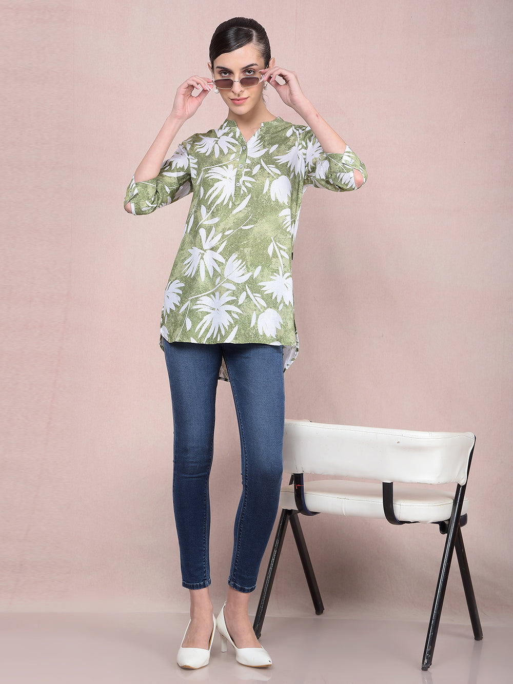 Green Floral Print V-Neck Linen Top-Women Tops-Crimsoune Club