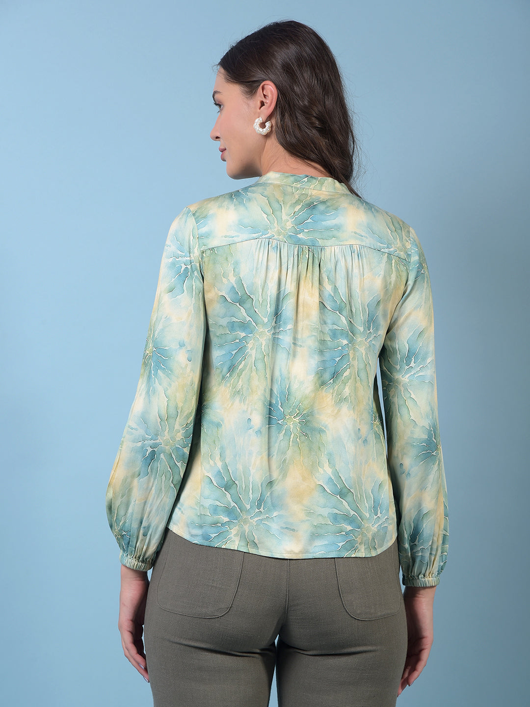 Women's Green Printed V-Neck Top-Women Tops-Crimsoune Club