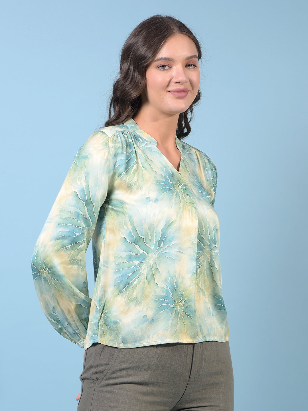 Women's Green Printed V-Neck Top-Women Tops-Crimsoune Club