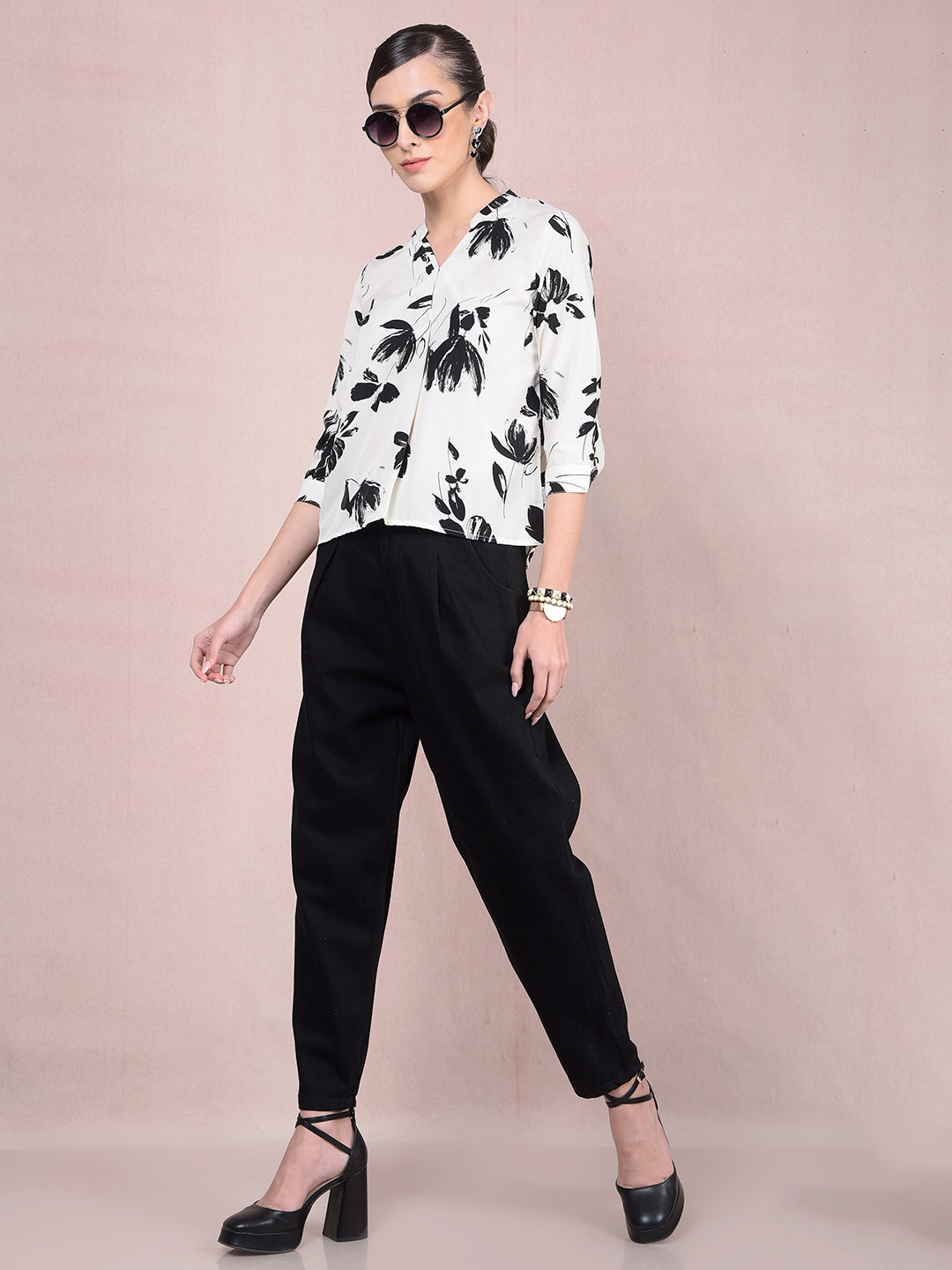 Black Floral Print V-Neck Top-Women Tops-Crimsoune Club