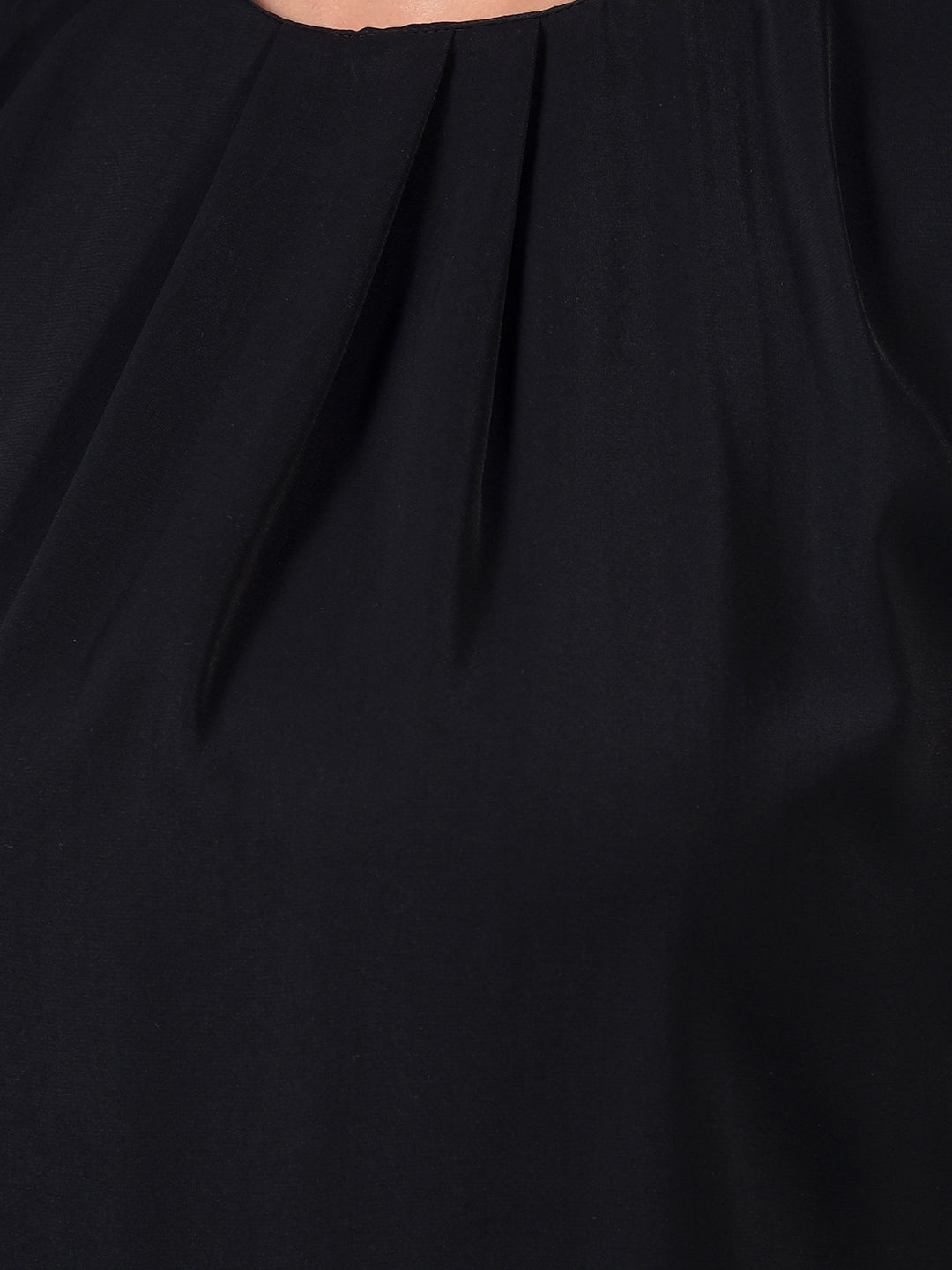 Women's Black Sleeveless Top-Women Tops-Crimsoune Club
