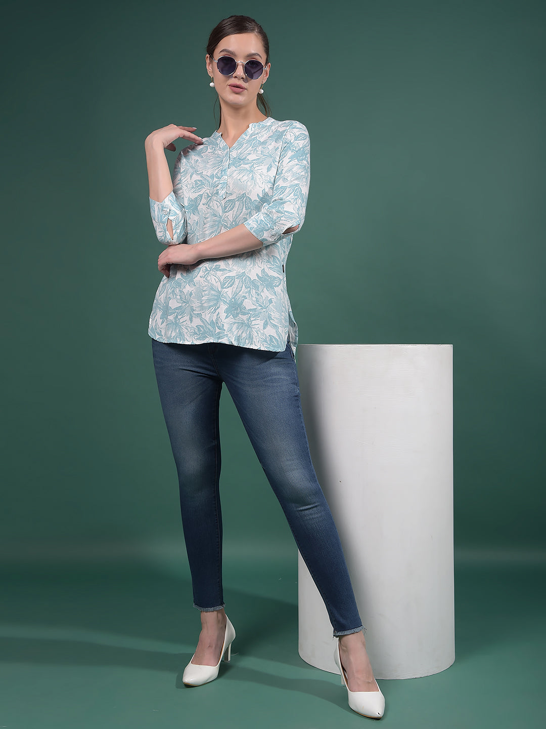 Green Floral Print V-Neck Top-Women Tops-Crimsoune Club