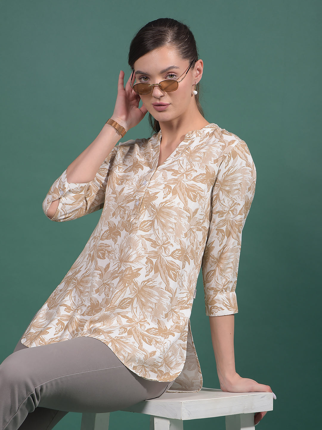 Brown Floral Print V-Neck Top-Women Tops-Crimsoune Club
