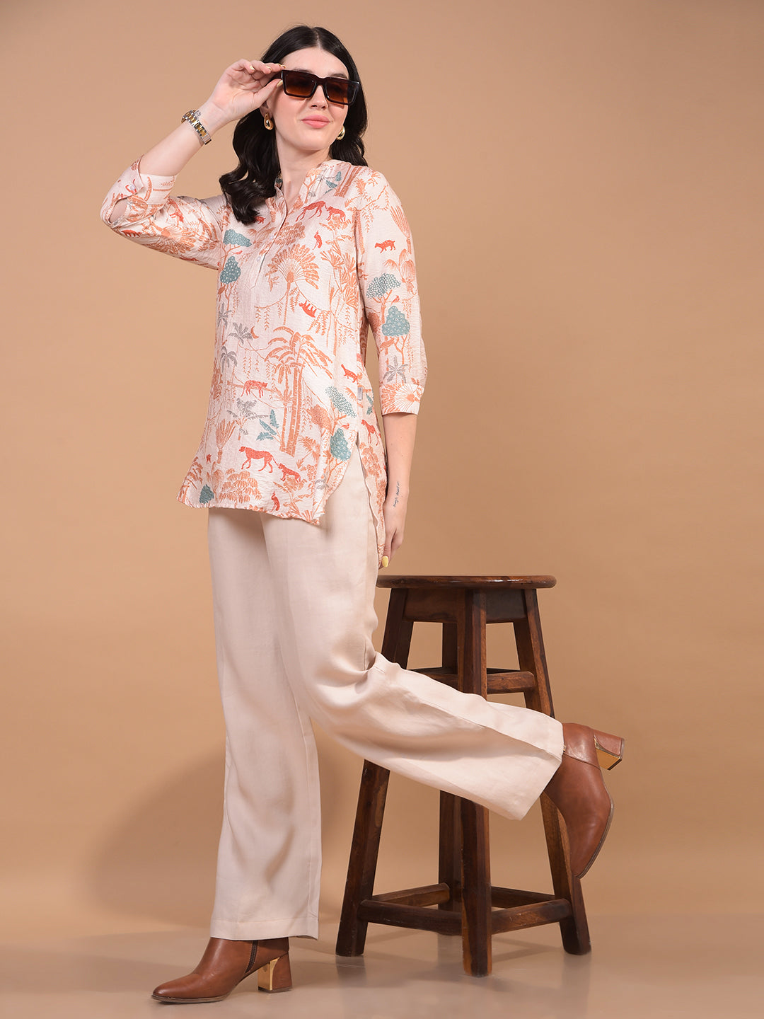 Women's Orange Floral Print V-Neck Top-Women Tops-Crimsoune Club