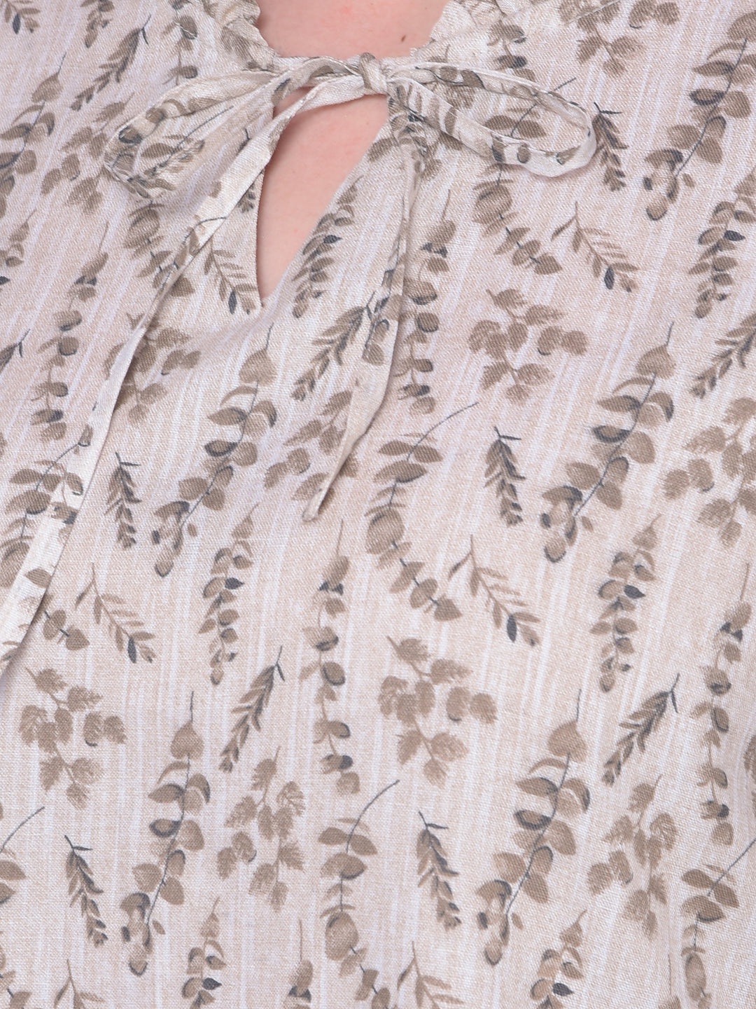 Beige Floral Top-Women Tops-Crimsoune Club