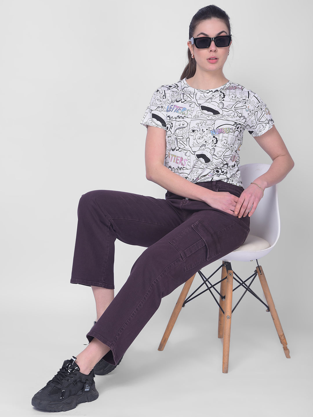 White Graphic Printed Top-Women Tops-Crimsoune Club