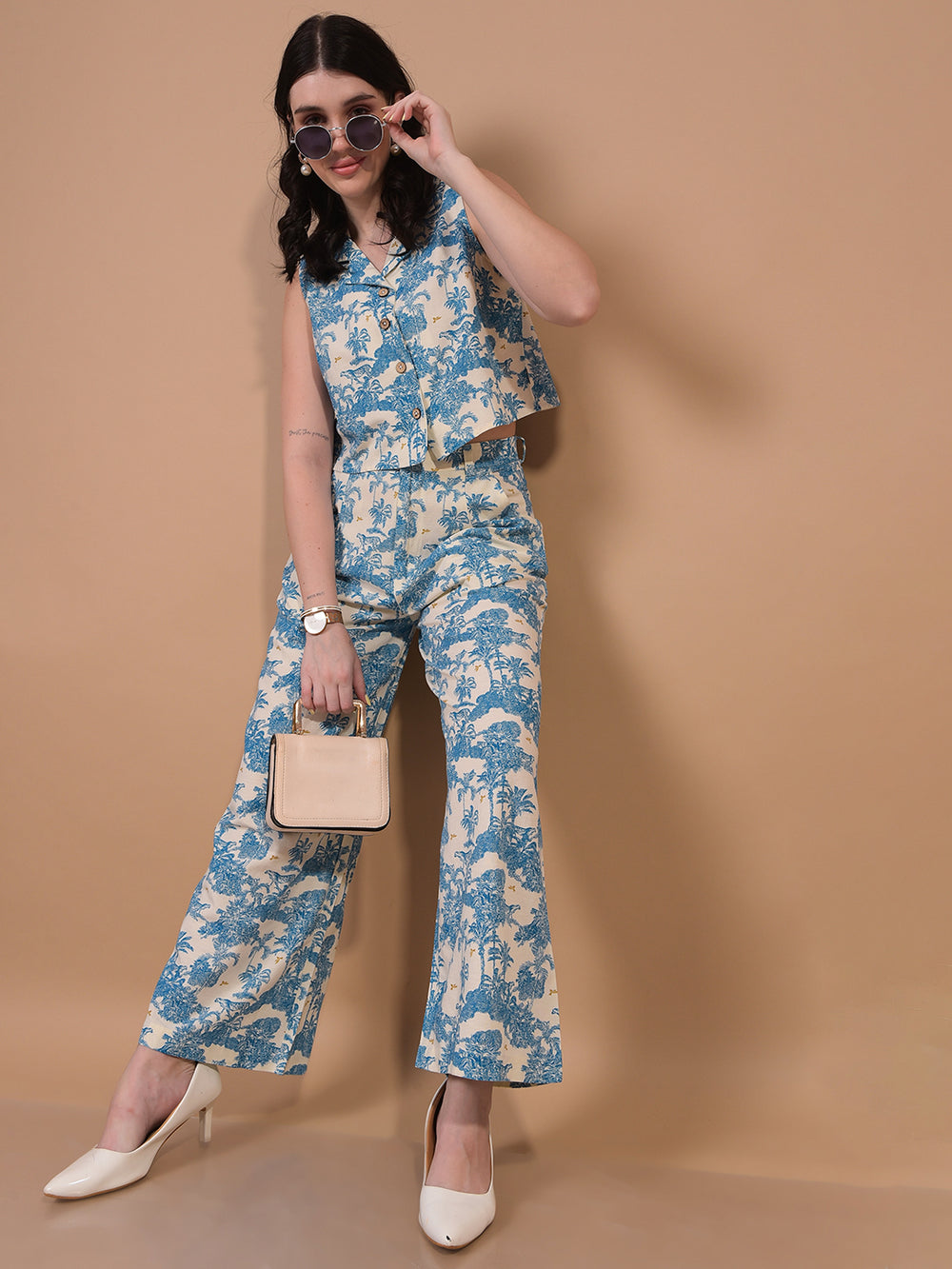 Women's Blue Floral Print Linen Sleeveless Cropped Waist-Coat-Women Waist-Coats-Crimsoune Club