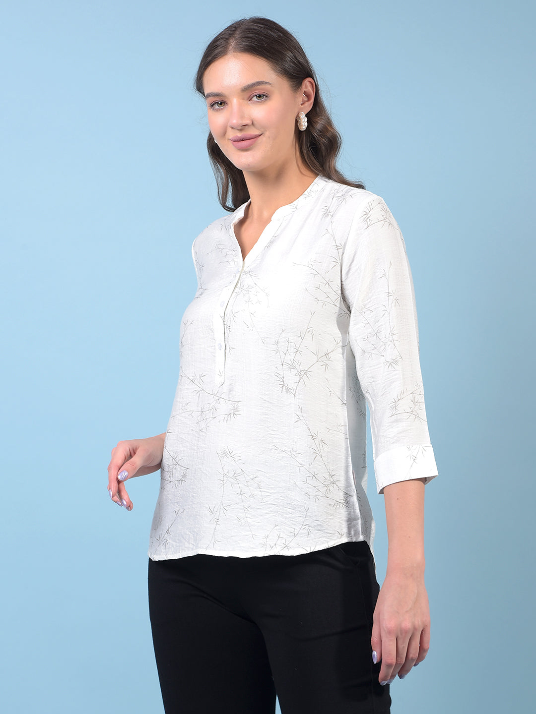Women's White Floral Print V-Neck Top-Women Tops-Crimsoune Club