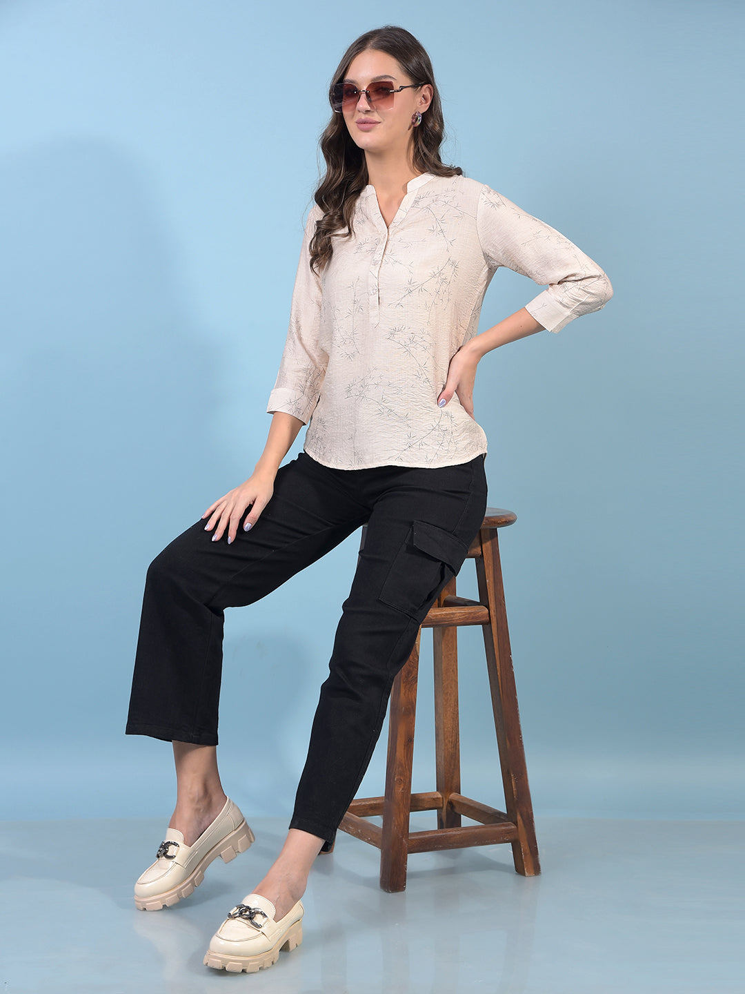 Women's Beige Floral Print V-Neck Top-Women Tops-Crimsoune Club
