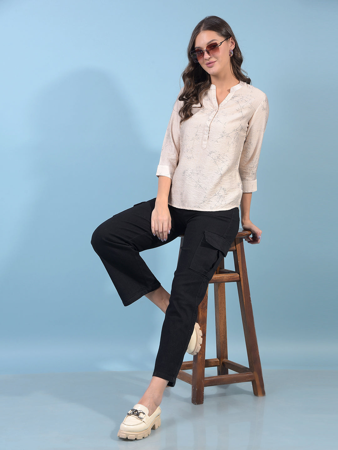 Women's Beige Floral Print V-Neck Top-Women Tops-Crimsoune Club