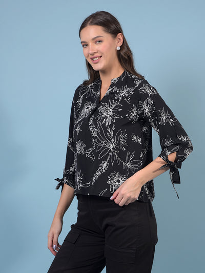 Women's Black Floral Print V-Neck Top-Women Tops-Crimsoune Club