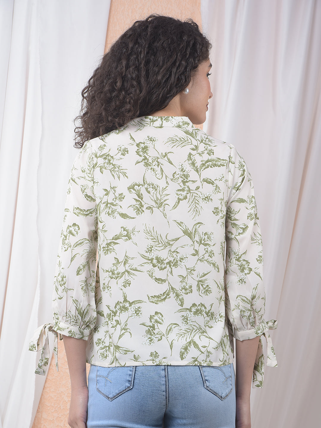 Green Floral Print V-Neck Top-Women Tops-Crimsoune Club