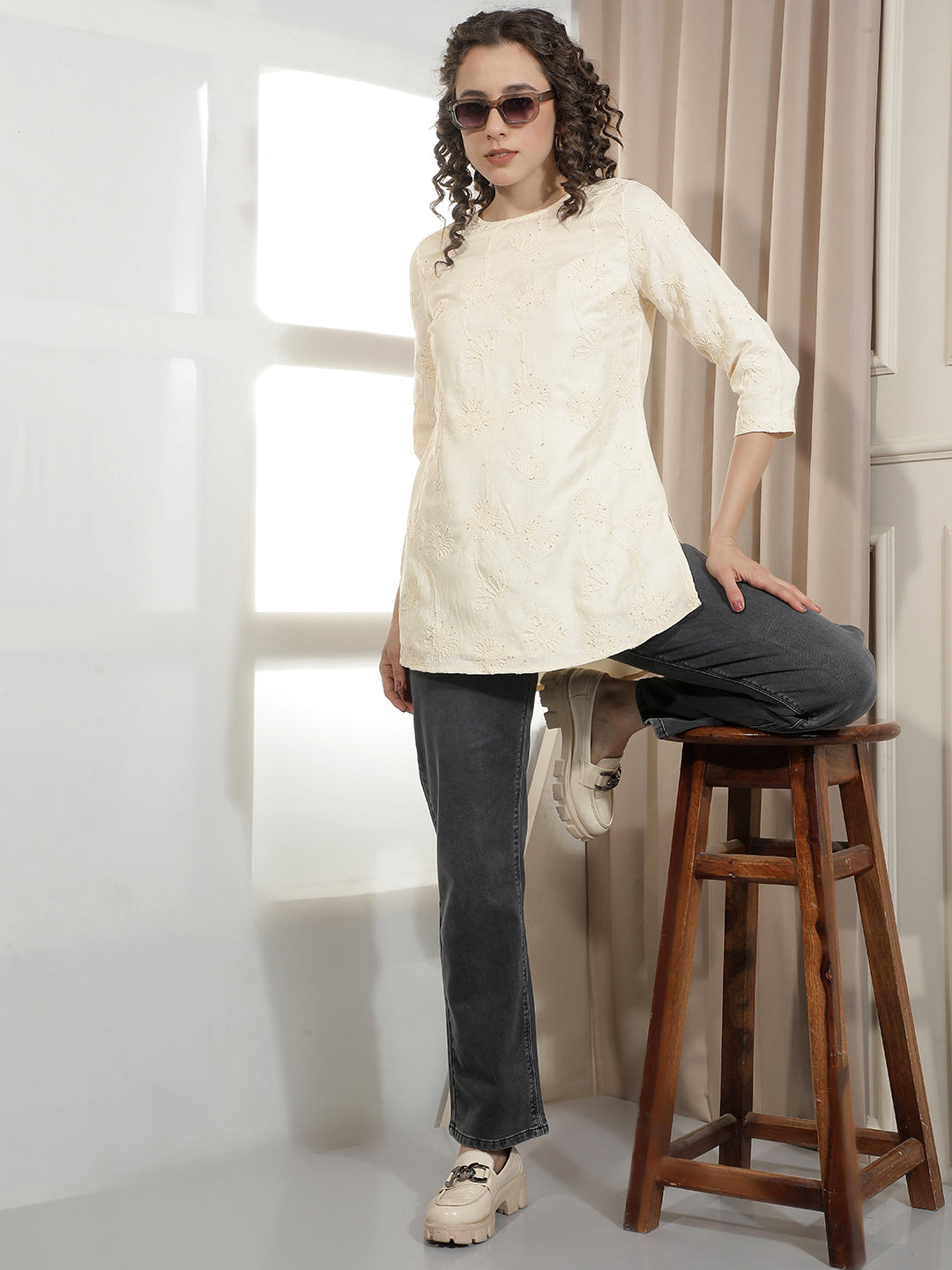 Regal Cream Embroidered Kurta-Women Kurtas-Crimsoune Club
