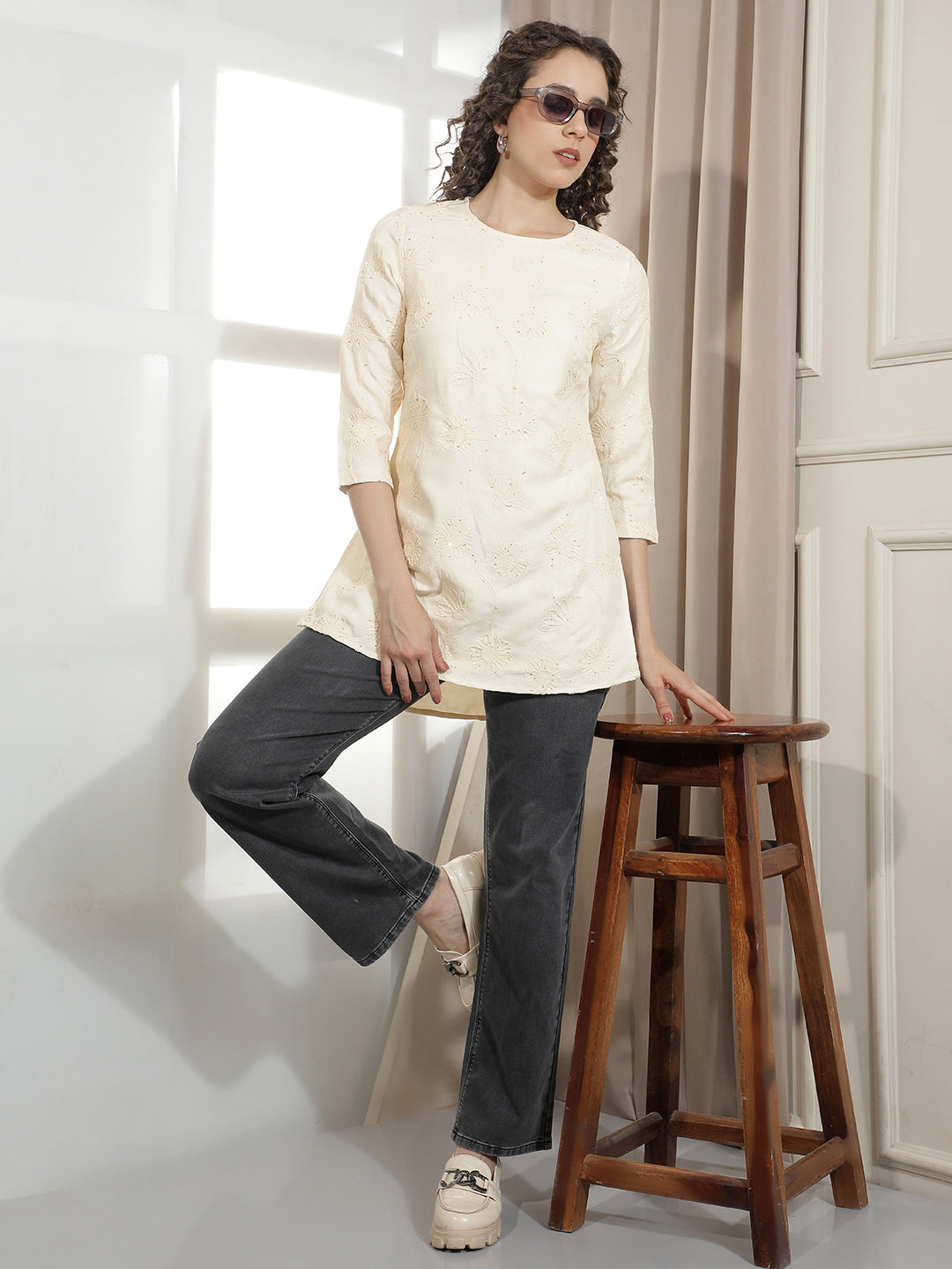 Regal Cream Embroidered Kurta-Women Kurtas-Crimsoune Club