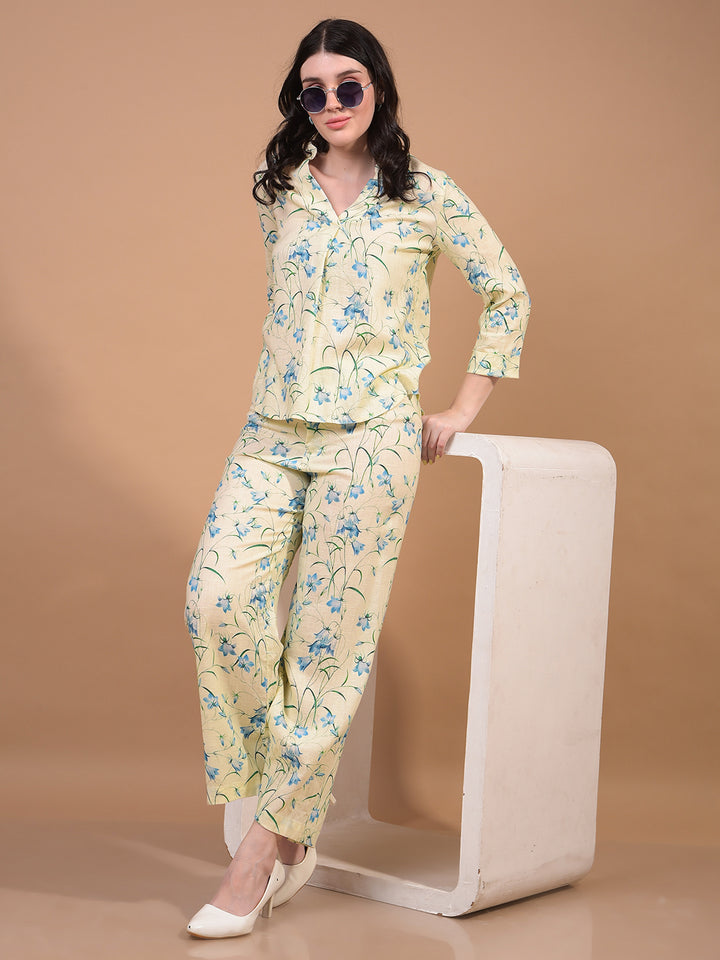 Women's Green Floral Print Wide-Leg Linen Trousers-Women Trousers-Crimsoune Club