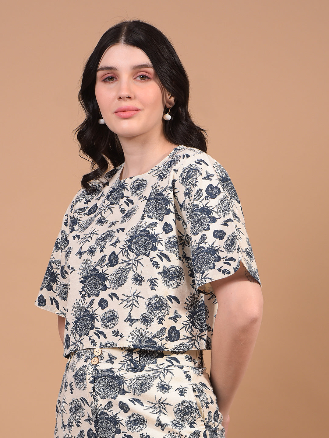 Women's Navy Blue Floral Print Cropped Linen Top-Women Tops-Crimsoune Club