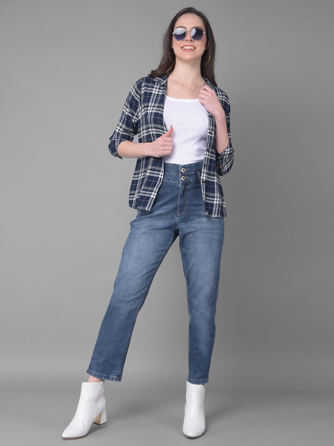 Blue Relaxed Fit Jeans-Women Jeans-Crimsoune Club