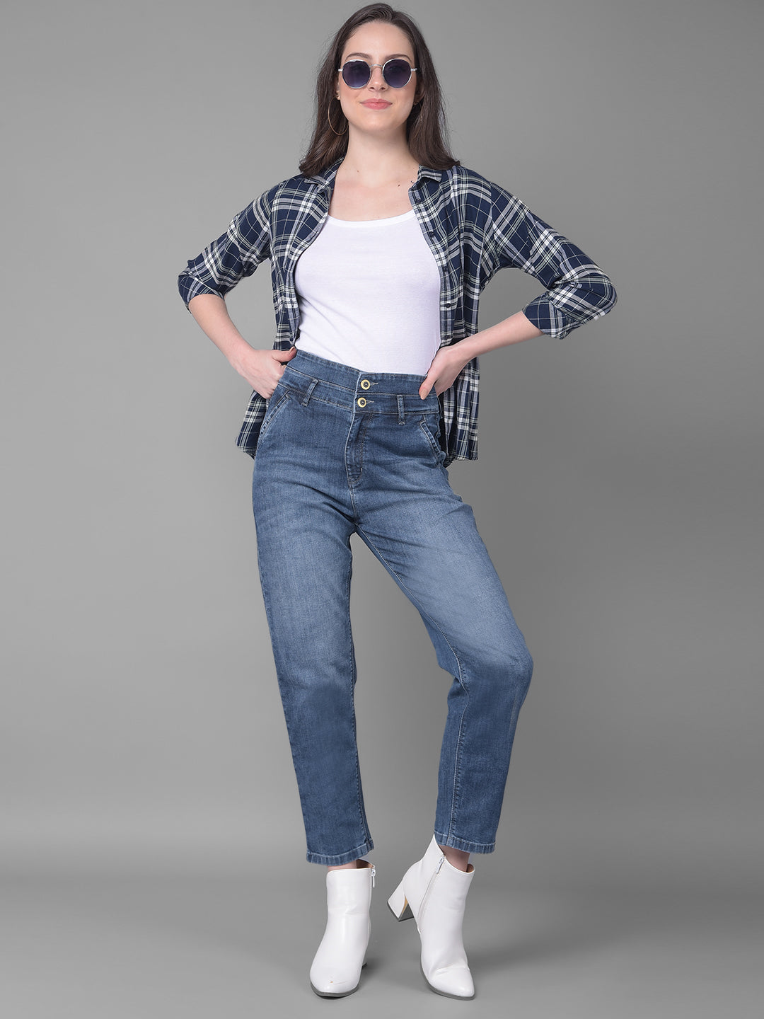 Blue Relaxed Fit Jeans-Women Jeans-Crimsoune Club