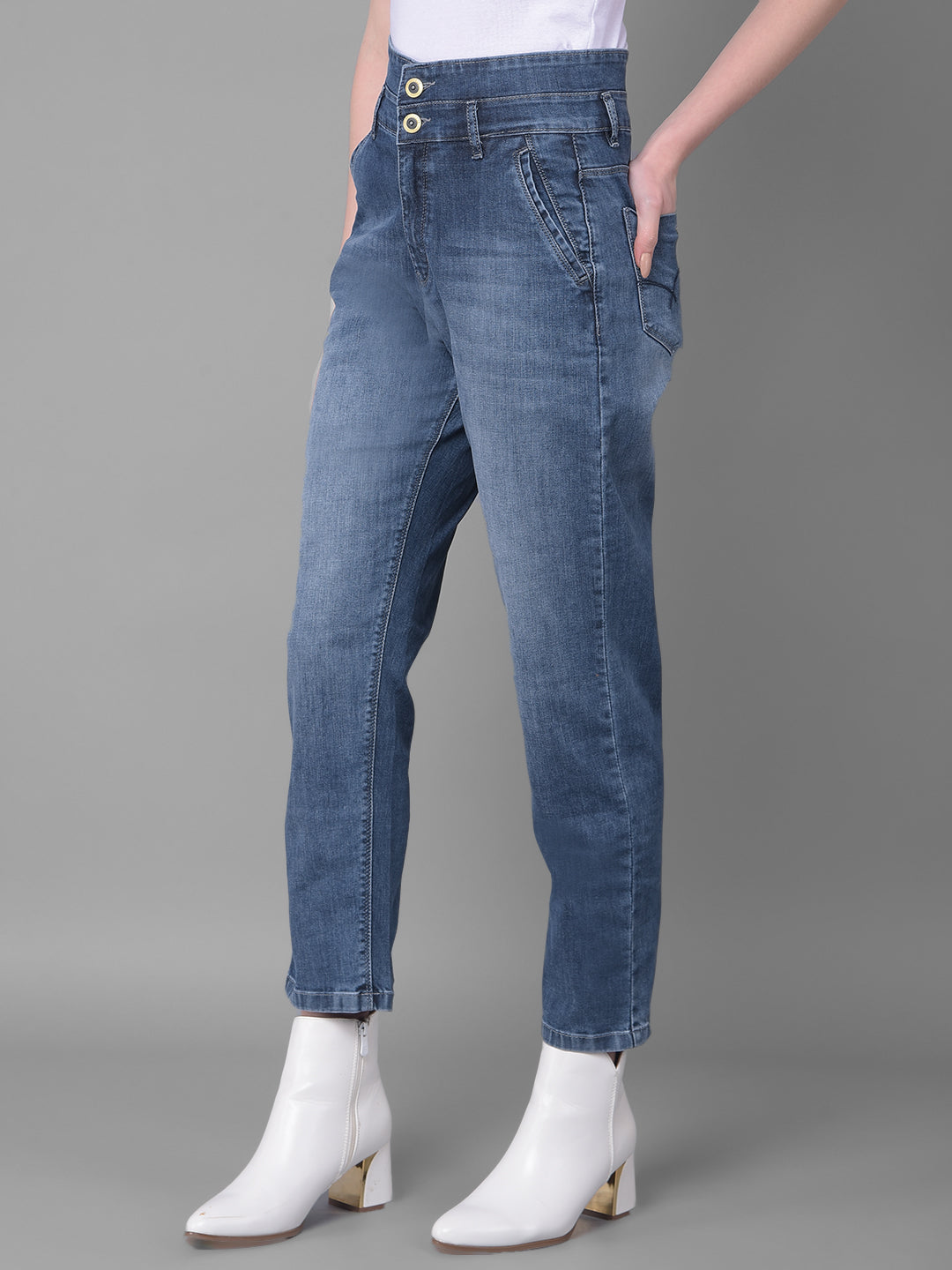 Blue Relaxed Fit Jeans-Women Jeans-Crimsoune Club