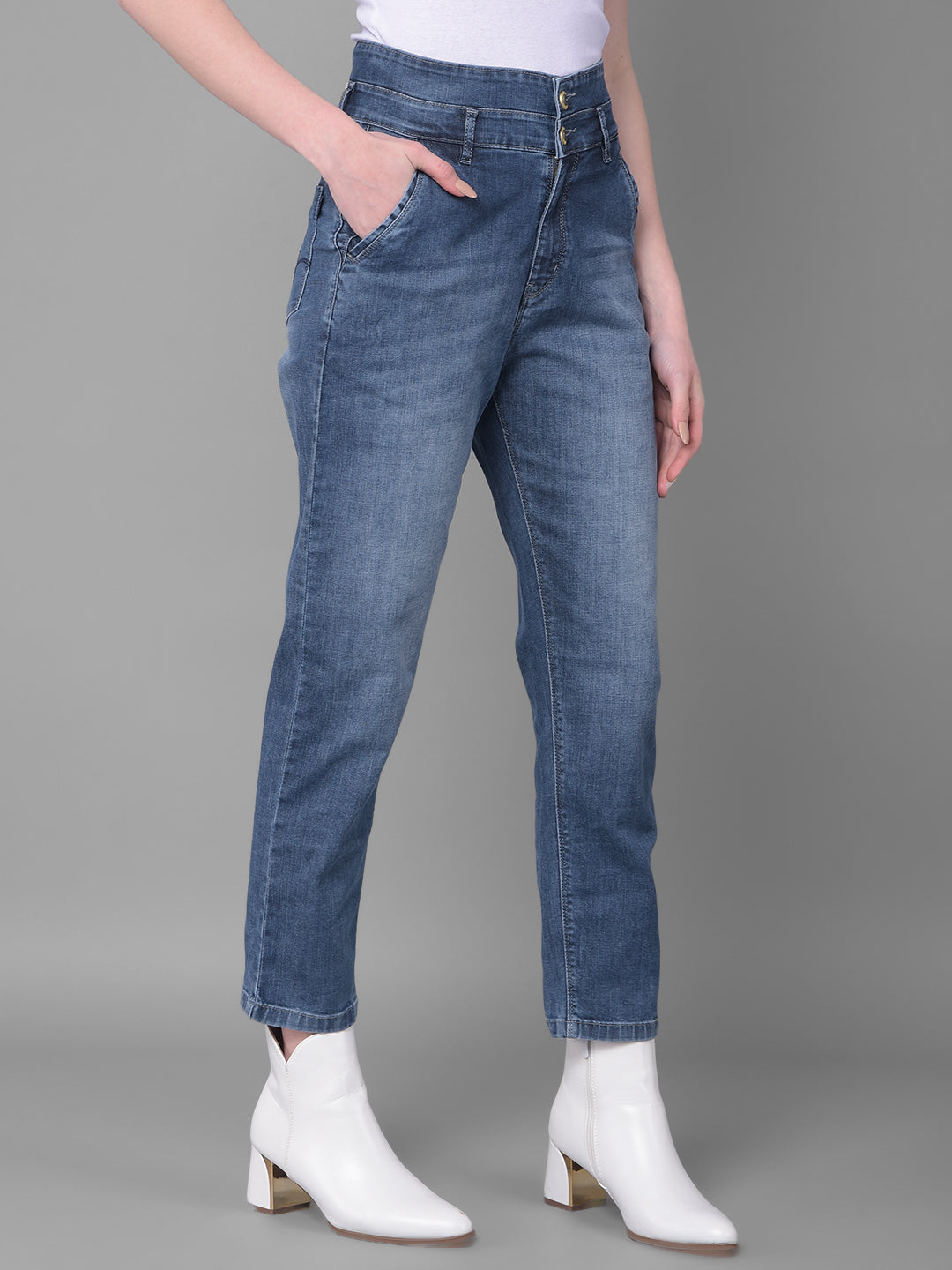 Blue Relaxed Fit Jeans-Women Jeans-Crimsoune Club