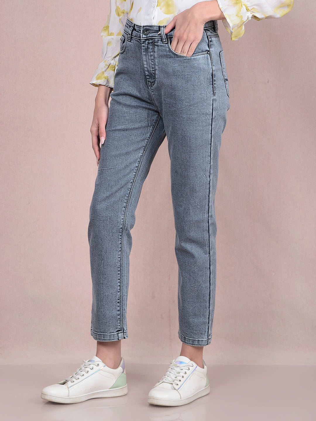 Grey Straight Jeans-Women Jeans-Crimsoune Club