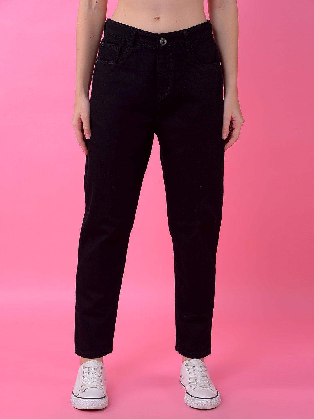 Versatile Black Relaxed Mom Fit Jeans-Women Jeans-Crimsoune Club