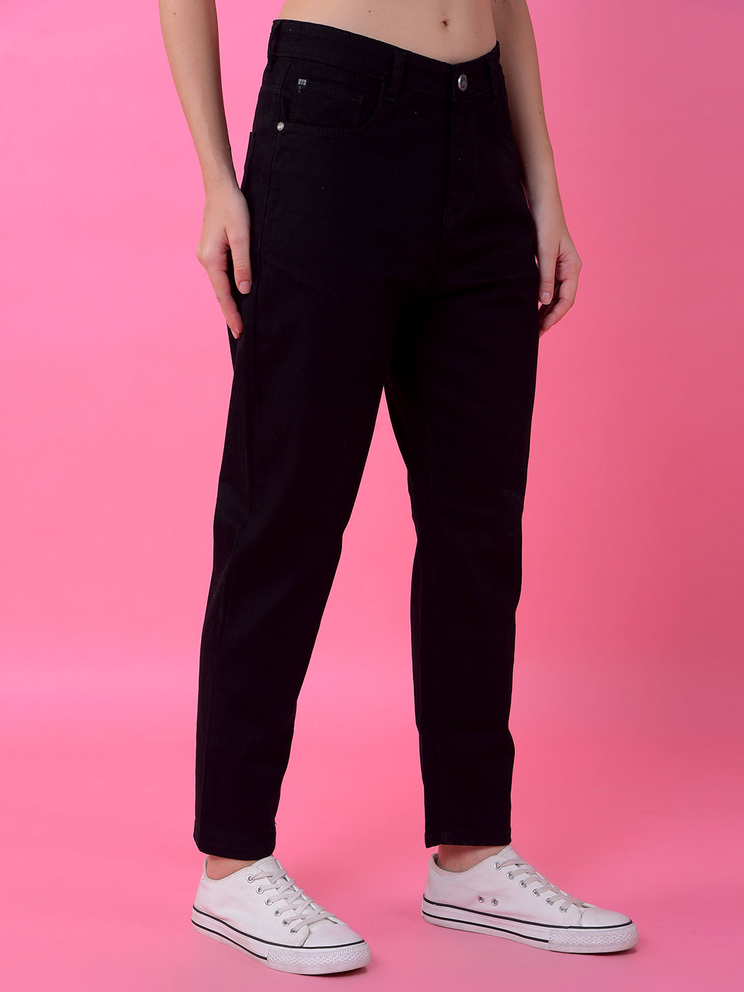 Versatile Black Relaxed Mom Fit Jeans-Women Jeans-Crimsoune Club