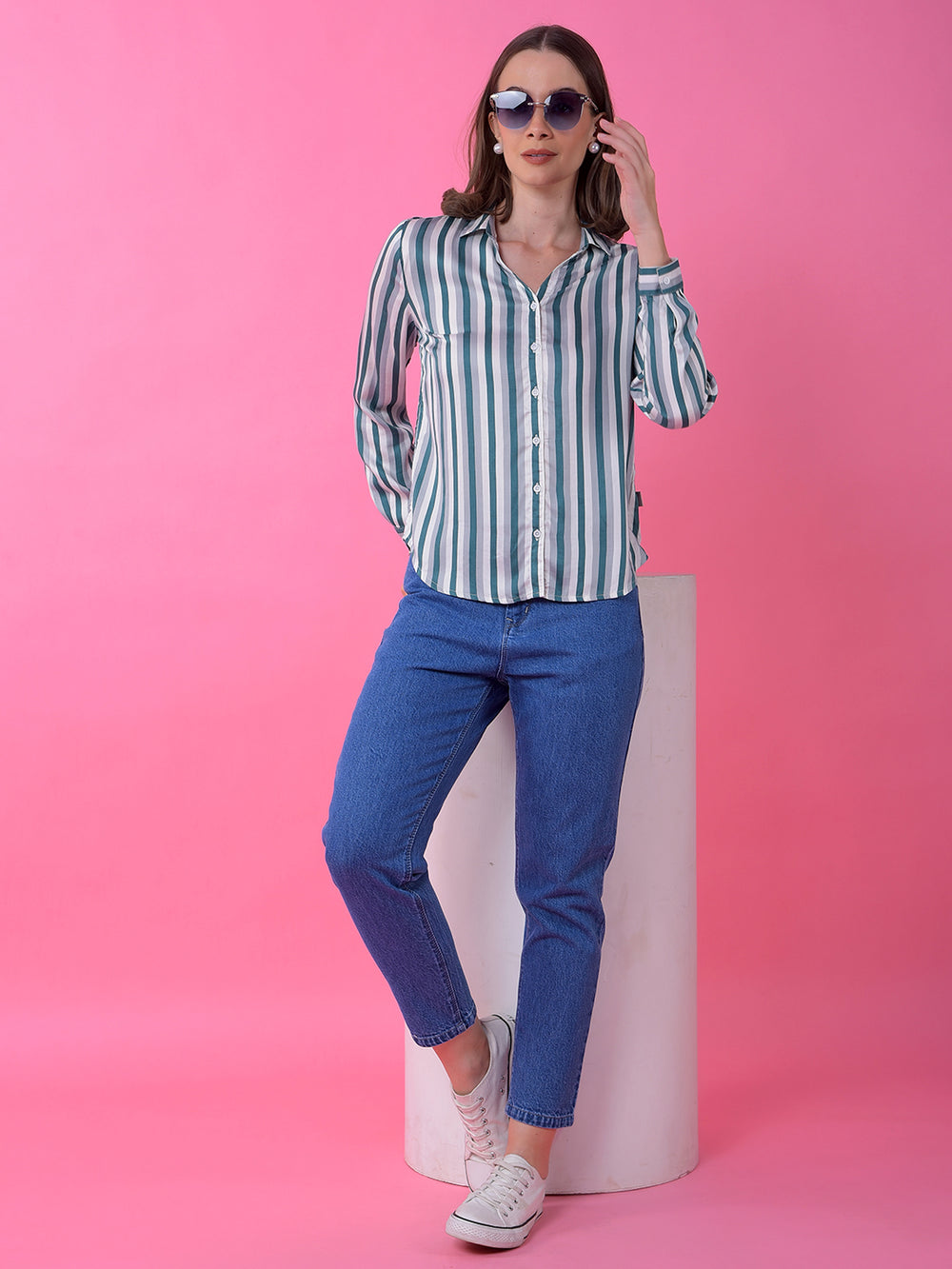Blue Relaxed Mom Fit Denim Jeans-Women Jeans-Crimsoune Club