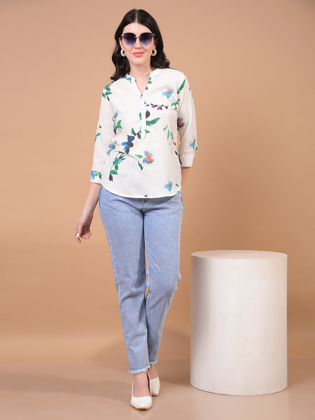 Women's Green Floral Print V-Neck Top-Women Tops-Crimsoune Club