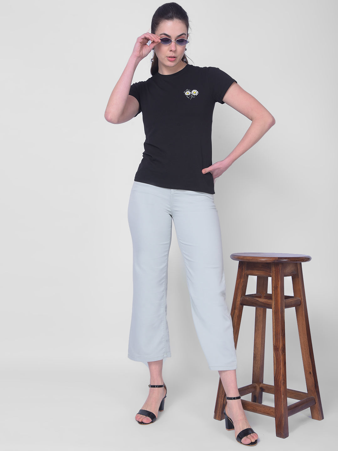 Black Floral T-Shirt-Women T-Shirts-Crimsoune Club