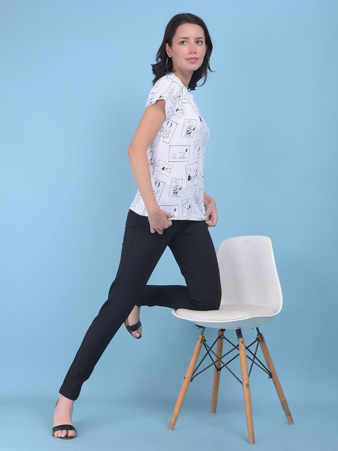 White Graphic Print Cotton T-Shirt-Women T-shirts-Crimsoune Club