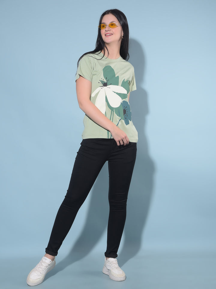 Green Graphic Print T-Shirt-Women T-shirts-Crimsoune Club