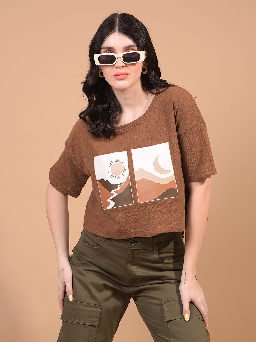 Women's Brown Graphic Print Cropped T-Shirt-Women T-Shirts-Crimsoune Club