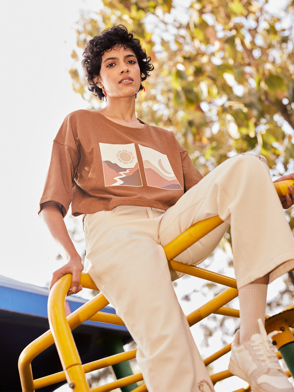 Brown Graphic Print Cropped T-Shirt-Women T-Shirts-Crimsoune Club
