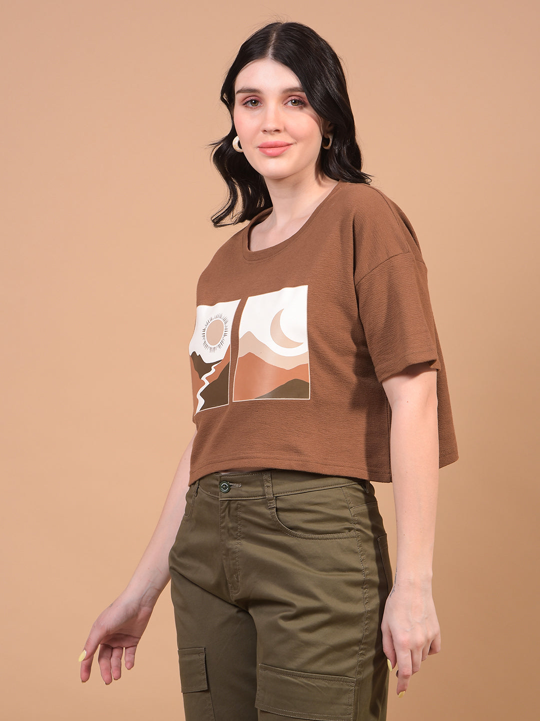 Women's Brown Graphic Print Cropped T-Shirt-Women T-Shirts-Crimsoune Club
