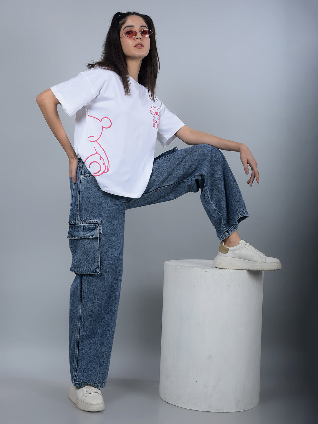 White Graphic Print T-Shirt-Women T-Shirts-Crimsoune Club