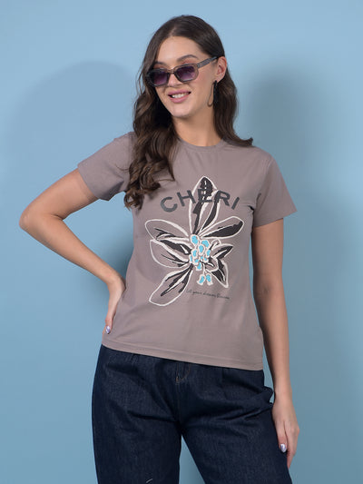 Women's Brown Graphic Print T-Shirt-Women T-Shirts-Crimsoune Club