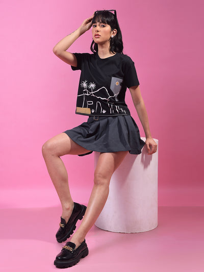 Black Graphic Print Crop T-Shirt-Women T-Shirts-Crimsoune Club