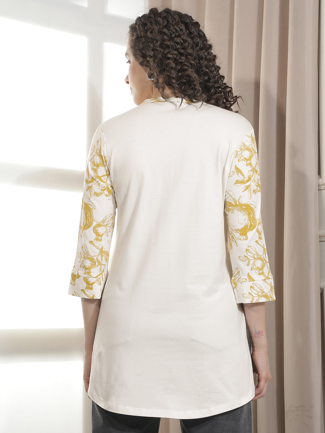 Yellow Floral Printed Kurta-Women Kurtas-Crimsoune Club