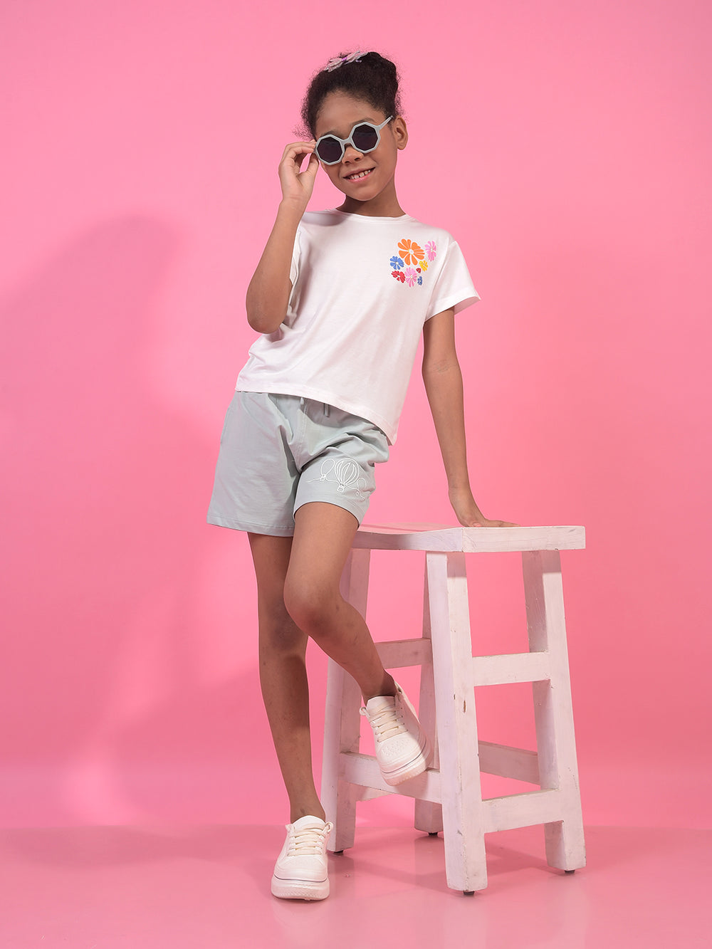 Girl's White Graphic Print T-Shirt-Girls T-Shirts-Crimsoune Club