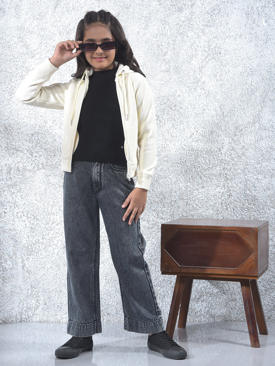 Cream Floral Print Hooded Neck Sweatshirt-Girls Sweatshirts-Crimsoune Club