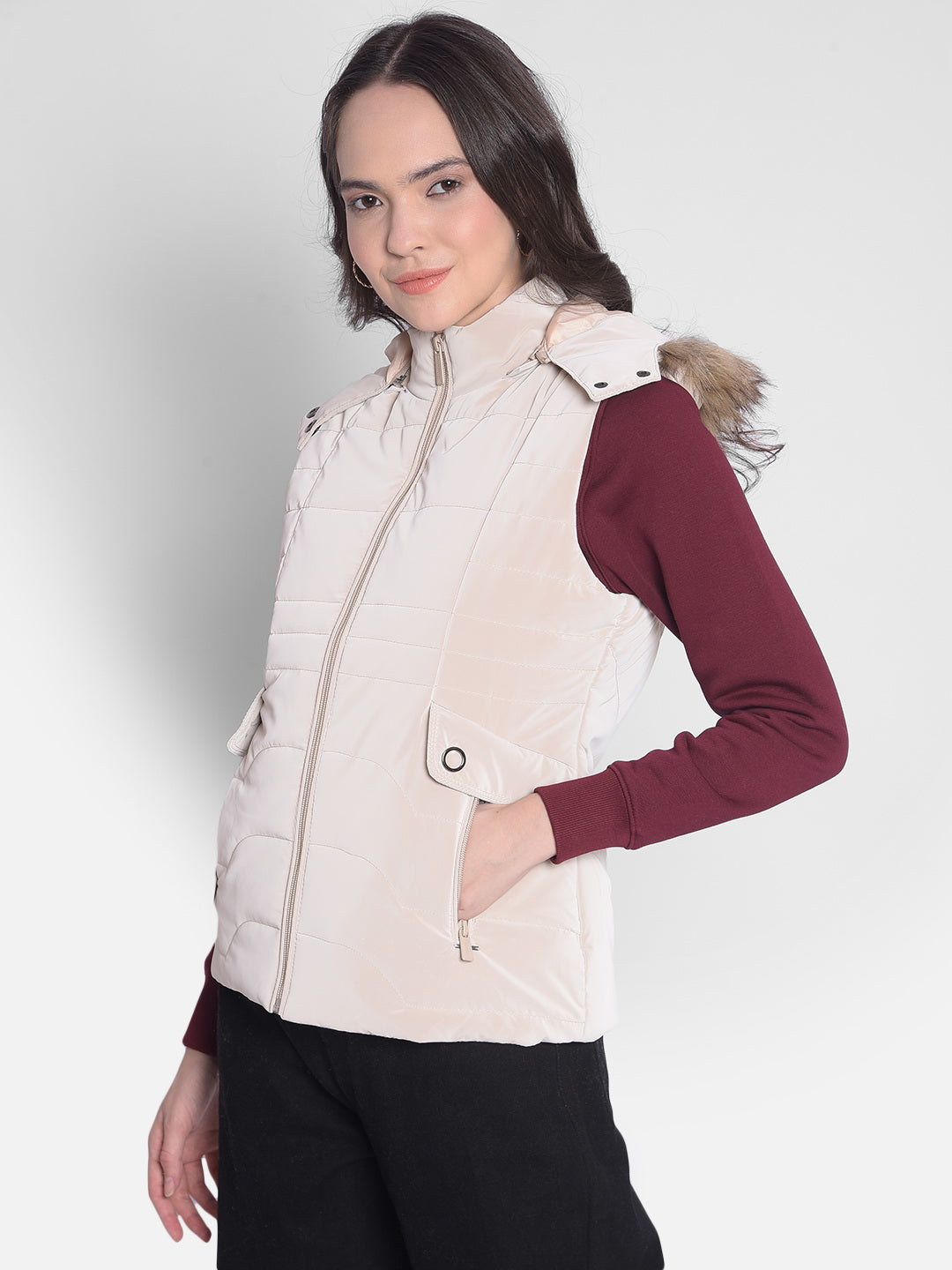 Beige Puffer Jacket With Faux Fur Detail-Women Jackets-Crimsoune Club