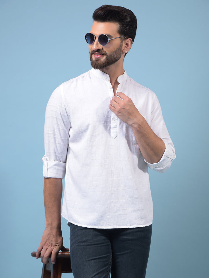 Men's White Embroidered Linen Kurta-Men Kurtas-Crimsoune Club