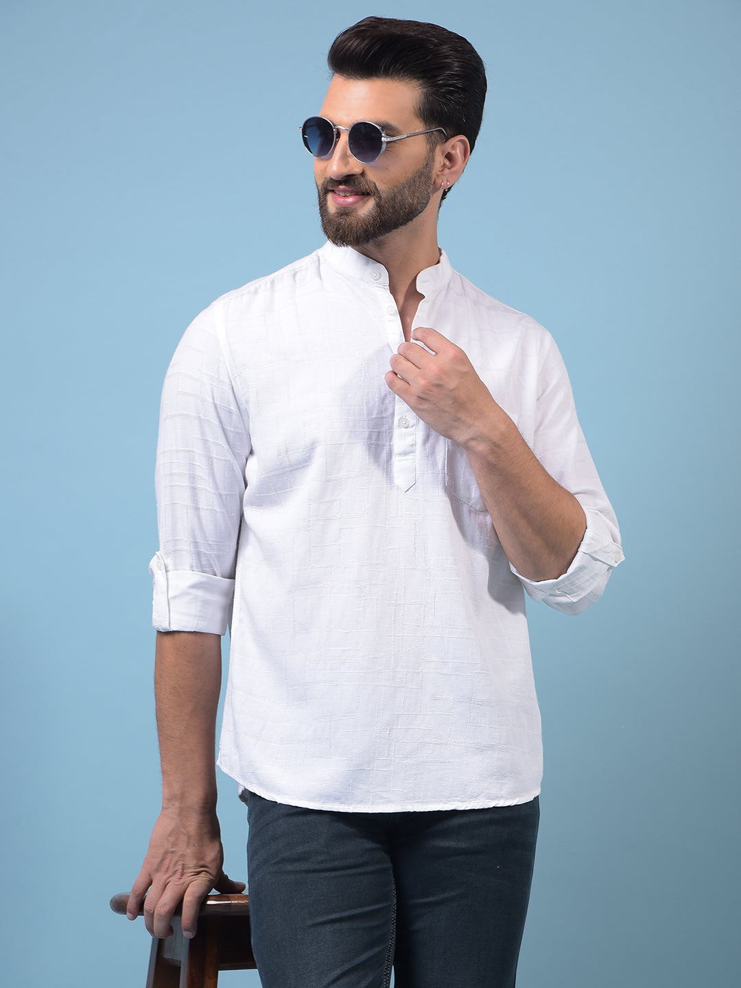 Men's White Embroidered Linen Kurta-Men Kurtas-Crimsoune Club