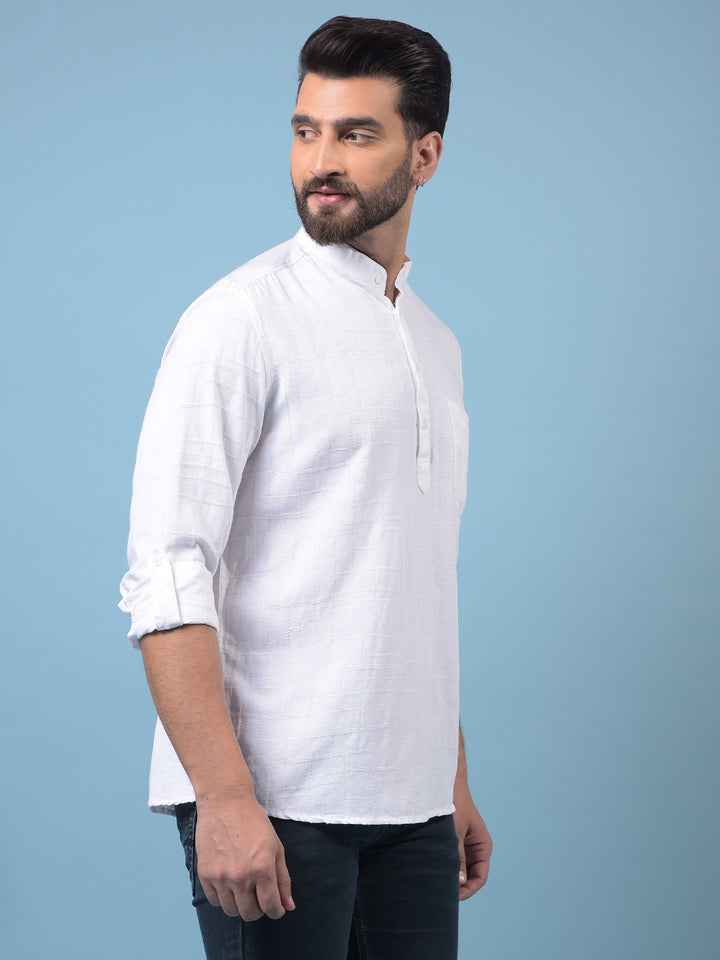 Men's White Embroidered Linen Kurta-Men Kurtas-Crimsoune Club