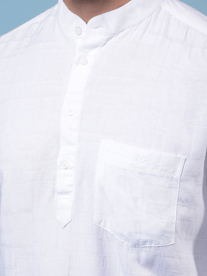 Men's White Embroidered Linen Kurta-Men Kurtas-Crimsoune Club